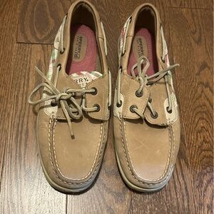 Sherry’s  boat shoes 7.5